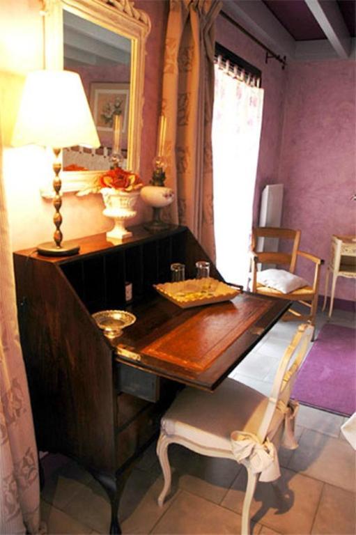 Chambres D'Hotes - Domaine De Montizeau Lailly-en-Val Ruang foto